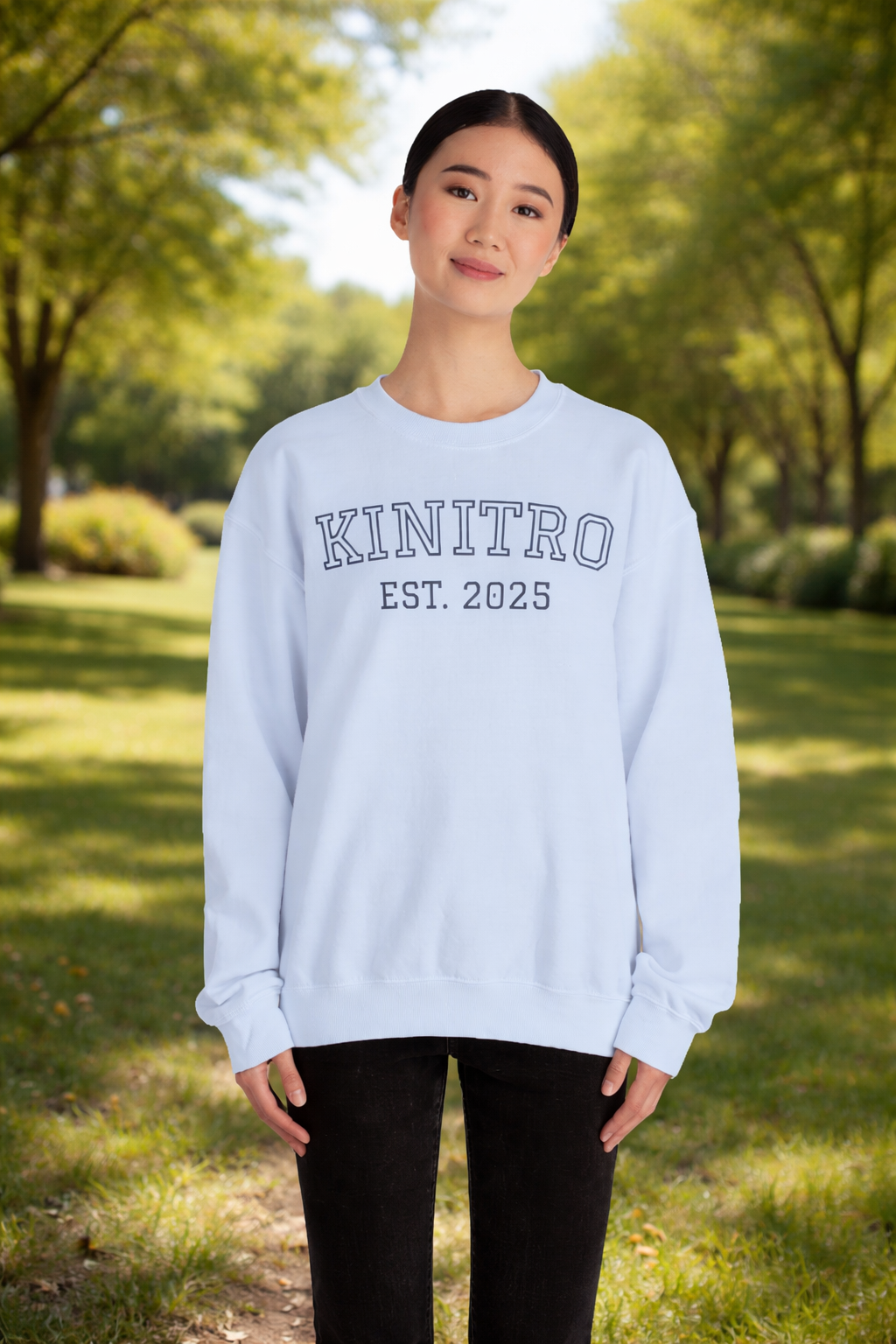 Kinitro Varsity Crewneck